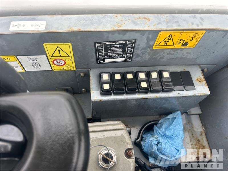 Takeuchi TB260 Minigrävare < 7t