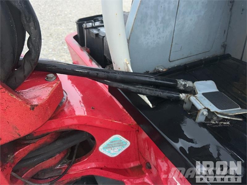 Takeuchi TB260 Minigrävare < 7t