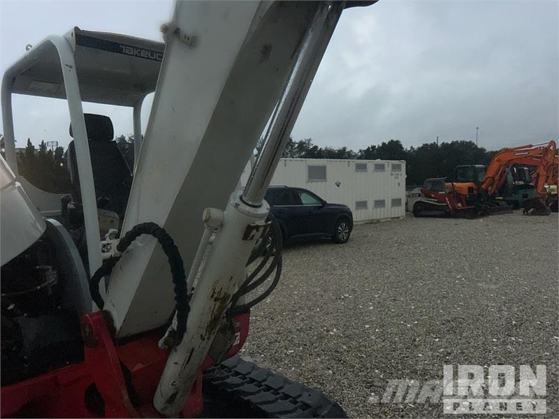 Takeuchi TB260 Minigrävare < 7t