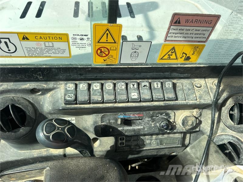Takeuchi TB260 حفارات صغيرة أقل من 7 طن (حفارات صغيرة)