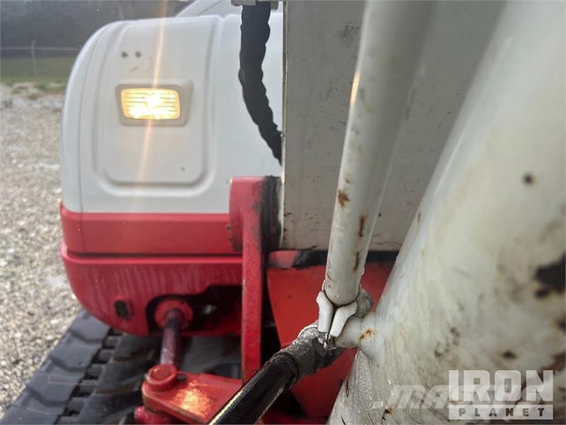 Takeuchi TB260 Minigrävare < 7t