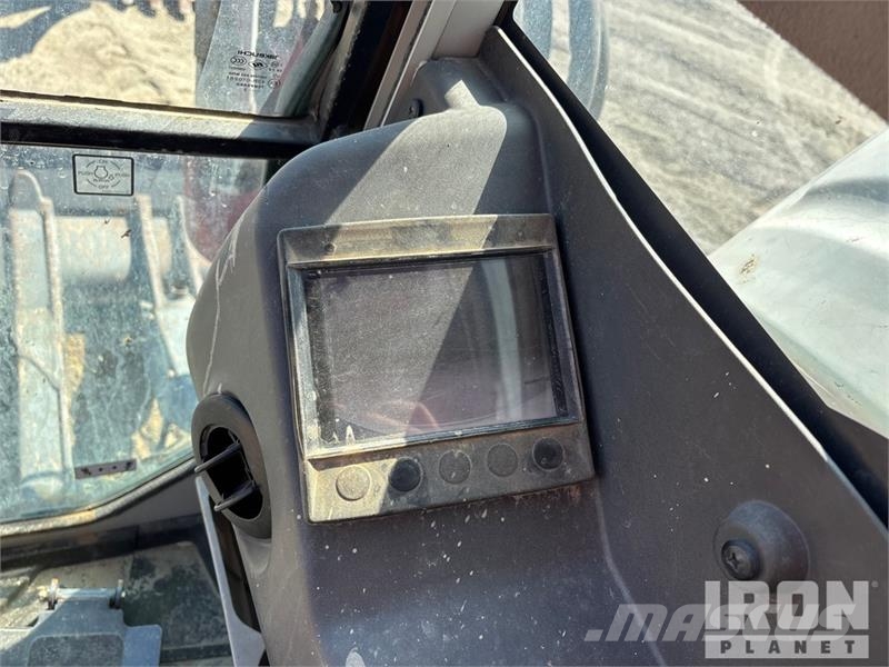 Takeuchi TB290 대형 굴삭기 29톤 이상