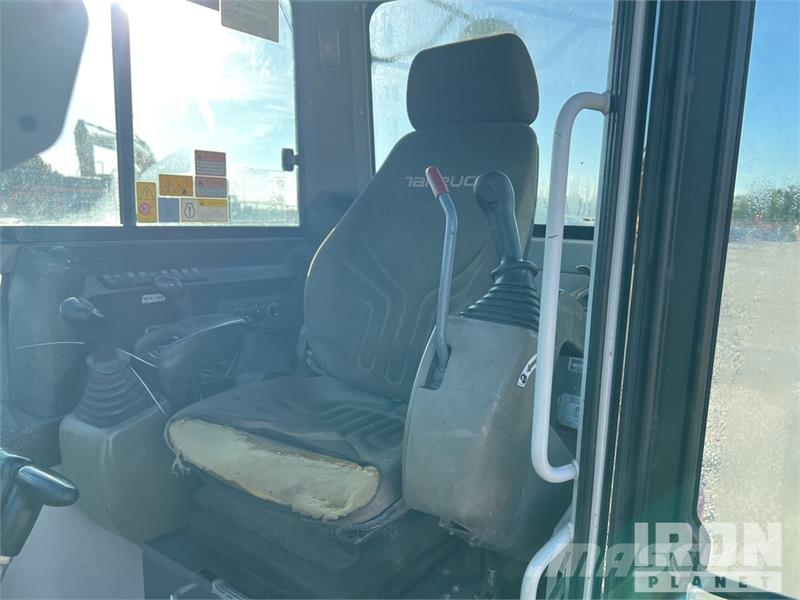 Takeuchi TB290 Bageri guseničari
