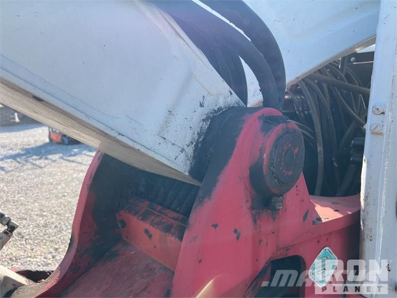 Takeuchi TB290 Bageri guseničari
