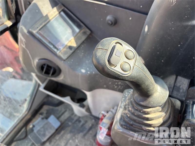 Takeuchi TB290 대형 굴삭기 29톤 이상
