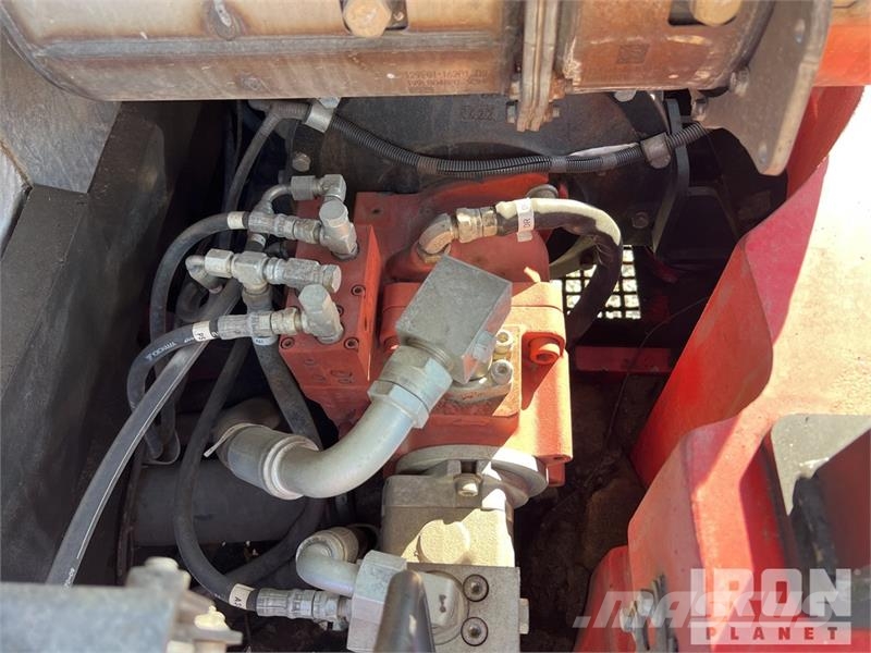 Takeuchi TB290 Bageri guseničari