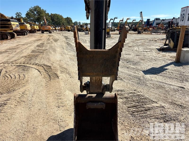 Takeuchi TB290 대형 굴삭기 29톤 이상