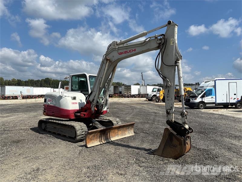 Takeuchi TB290 Mini bagri <7t