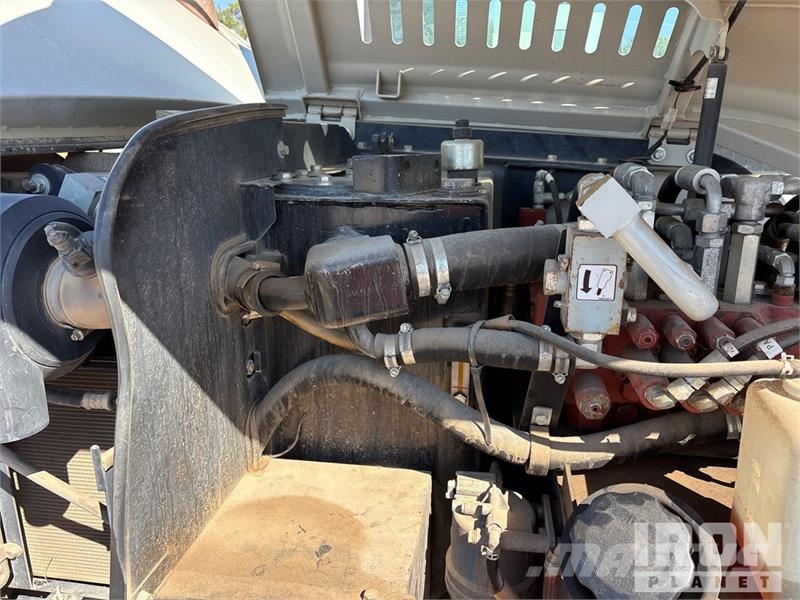 Takeuchi TB290 대형 굴삭기 29톤 이상