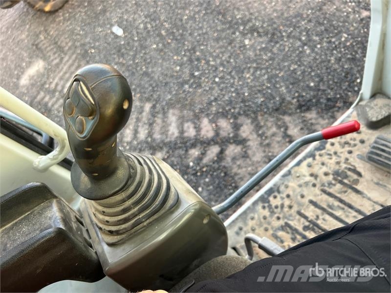 Takeuchi TB290C Mini Excavator Mini bagri <7t