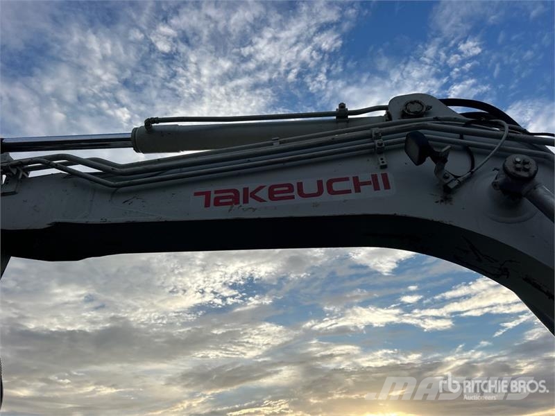 Takeuchi TB290C Mini Excavator Mini bagri <7t