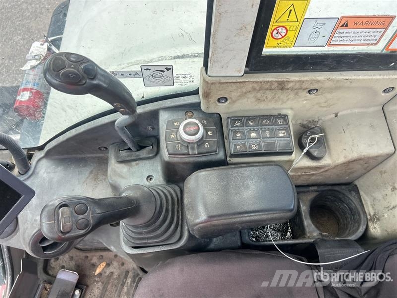 Takeuchi TB370 Tracked Excavator Верижен екскаватор