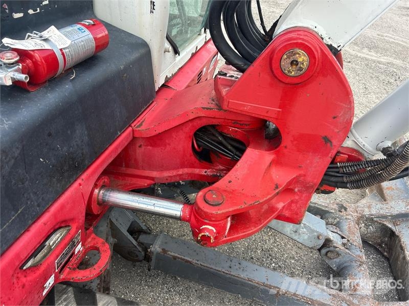 Takeuchi TB370 Tracked Excavator Верижен екскаватор