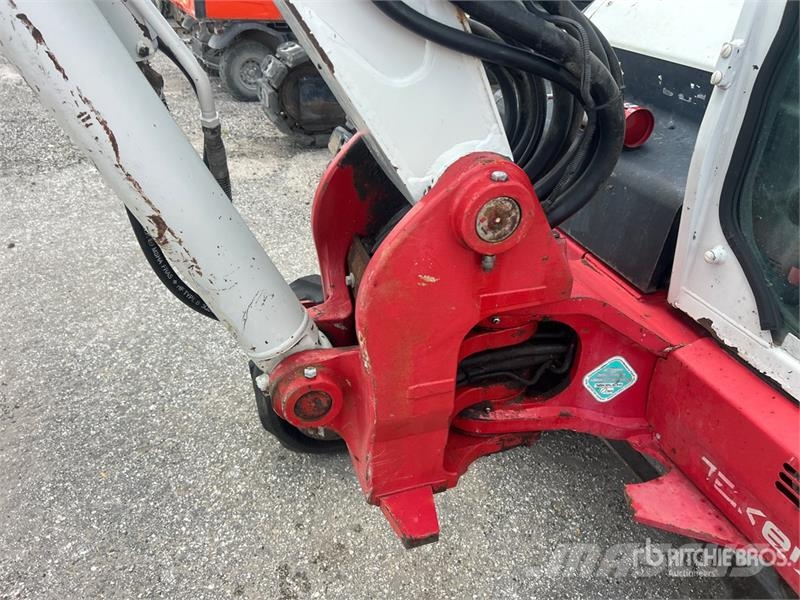 Takeuchi TB370 Tracked Excavator Верижен екскаватор