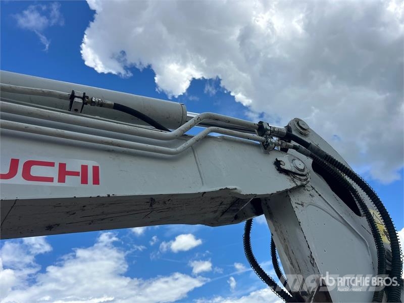 Takeuchi TB370 Tracked Excavator Верижен екскаватор