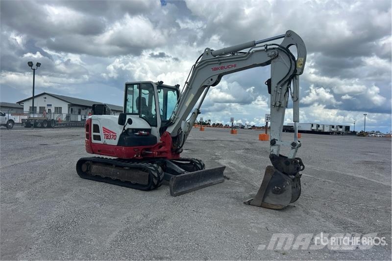 Takeuchi TB370 Tracked Excavator Верижен екскаватор