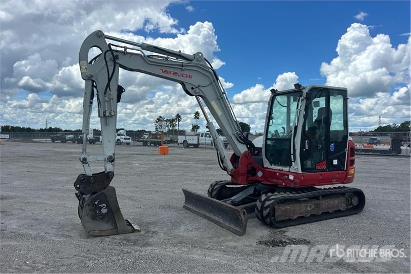 Takeuchi TB370 Tracked Excavator Верижен екскаватор