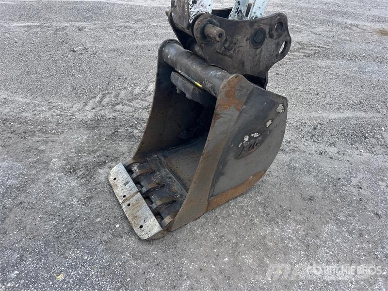 Takeuchi TB370 Tracked Excavator Верижен екскаватор