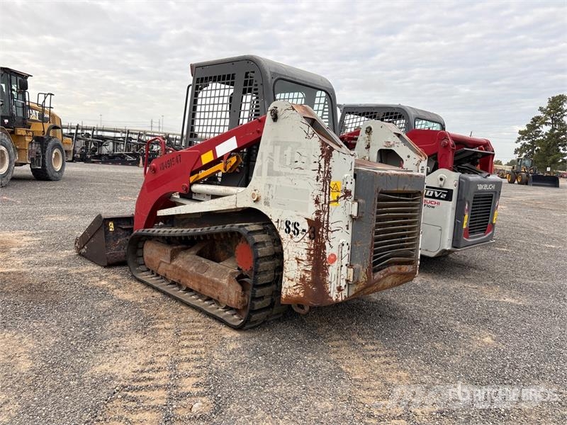 Takeuchi TL10 Kompaktrakodók