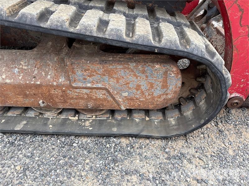 Takeuchi TL10 Kompaktrakodók