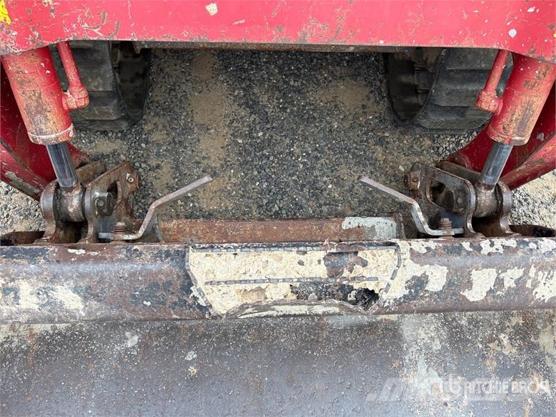 Takeuchi TL10 Kompaktrakodók