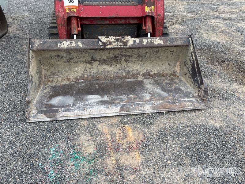 Takeuchi TL10 Kompaktrakodók