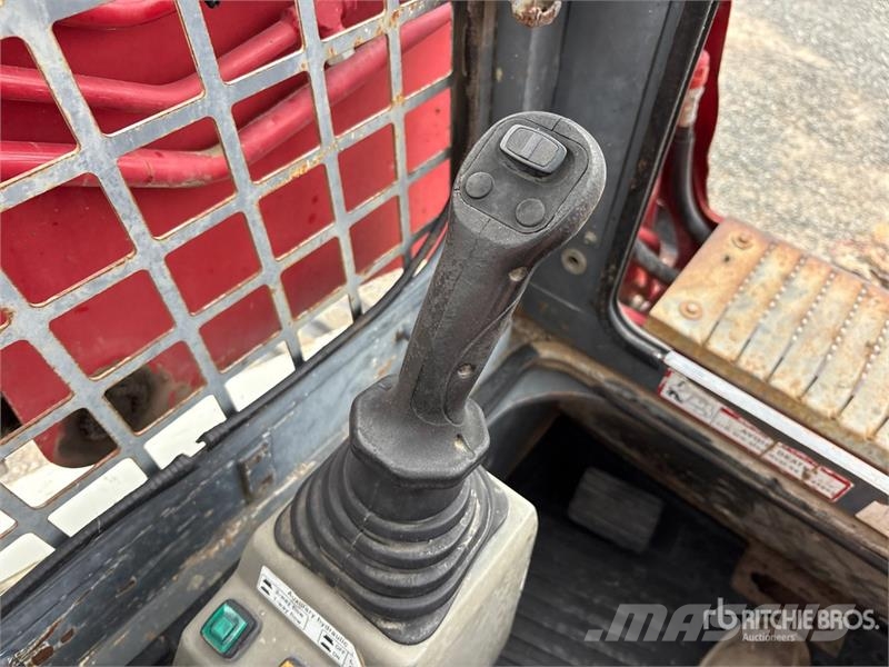 Takeuchi TL10 Kompaktrakodók