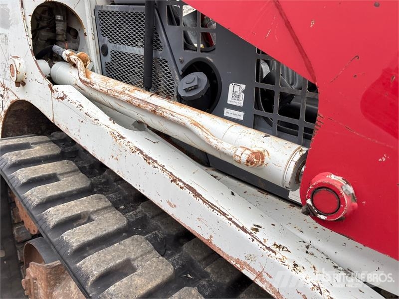 Takeuchi TL10 Kompaktrakodók