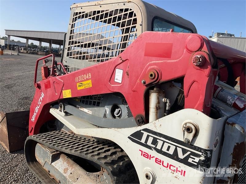 Takeuchi TL10V2 Compact Track Loader Kompaktrakodók