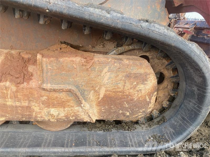 Takeuchi TL10V2 Compact Track Loader Minilæsser - skridstyret