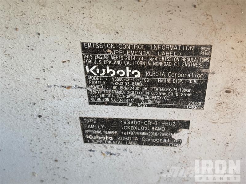 Takeuchi TL12 滑移轉向裝載機