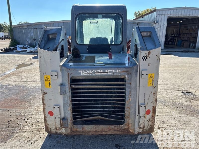 Takeuchi TL12 滑移轉向裝載機