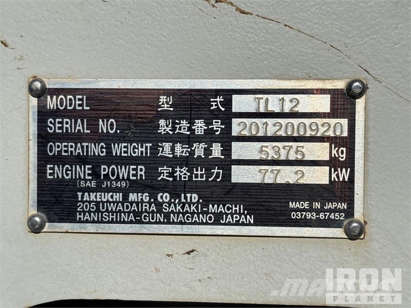 Takeuchi TL12 滑移轉向裝載機