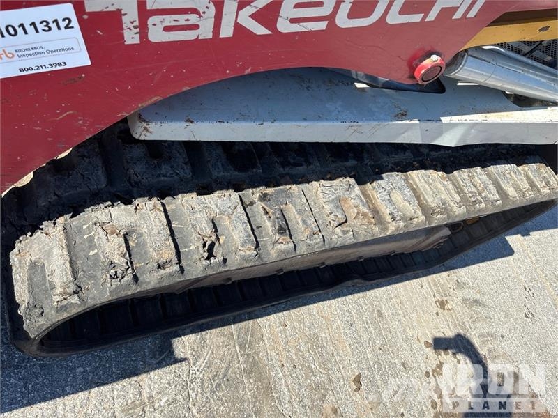 Takeuchi TL12 滑移轉向裝載機