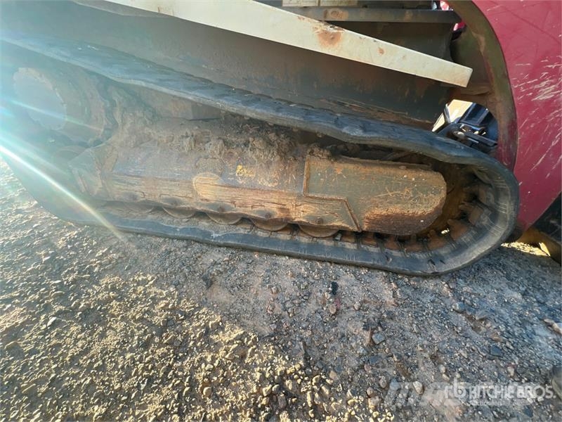 Takeuchi TL12 لوادر انزلاقية التوجيه
