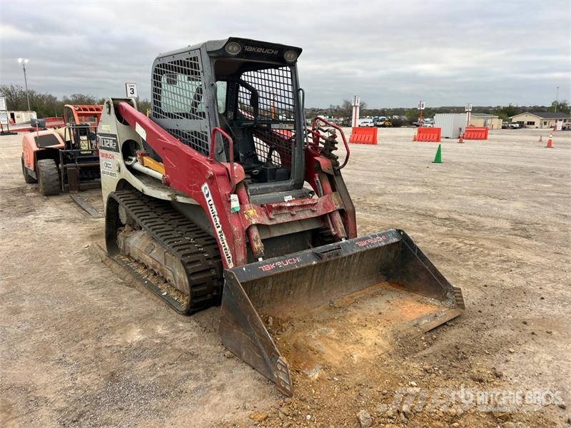 Takeuchi TL12R2 Two-Speed Compact Track Loader (Inoperable) لوادر انزلاقية التوجيه