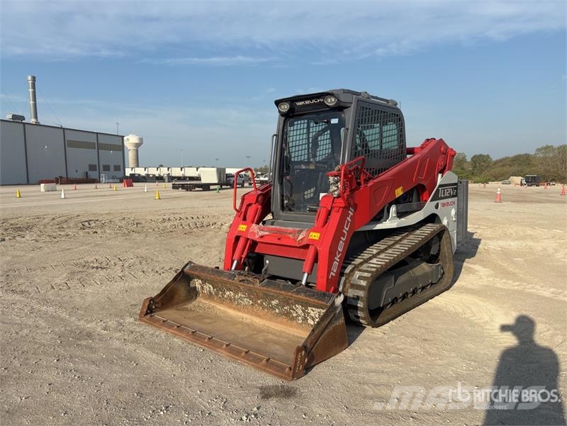 Takeuchi TL12V2 Skid steer loaders