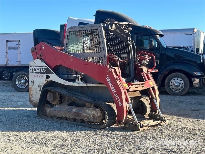 Takeuchi TL12V2 لوادر انزلاقية التوجيه