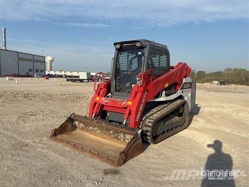 Takeuchi TL12V2 Skid steer loaders