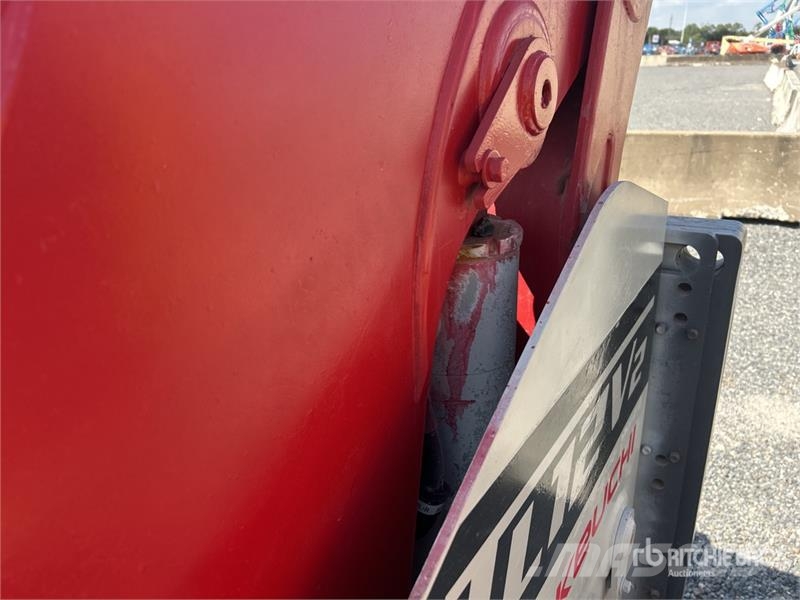 Takeuchi TL12V2 Lietoti riteņu kompaktiekrāvēji