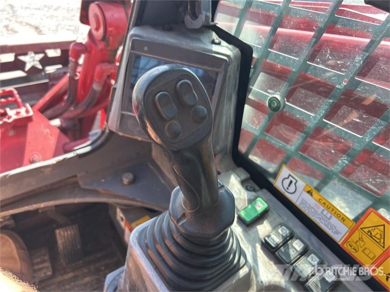 Takeuchi TL12V2 Lietoti riteņu kompaktiekrāvēji