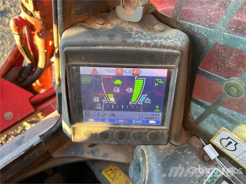 Takeuchi TL12V2 Skid steer mini nakladalci