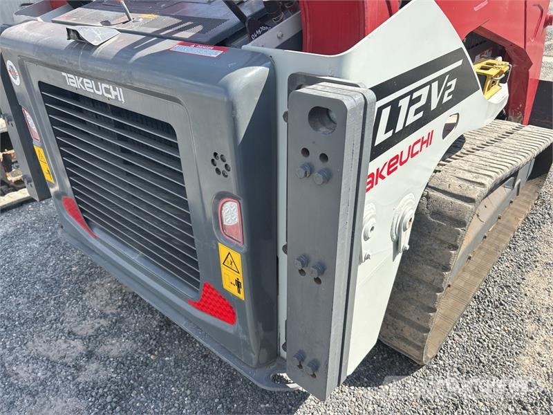 Takeuchi TL12V2 Lietoti riteņu kompaktiekrāvēji