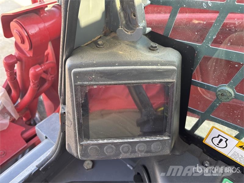Takeuchi TL12V2 Skid steer loaders