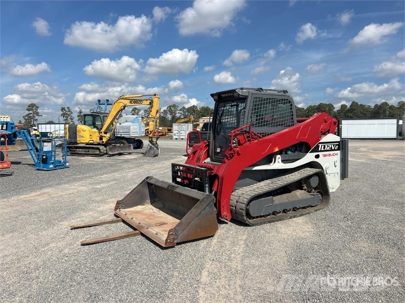 Takeuchi TL12V2 Lietoti riteņu kompaktiekrāvēji