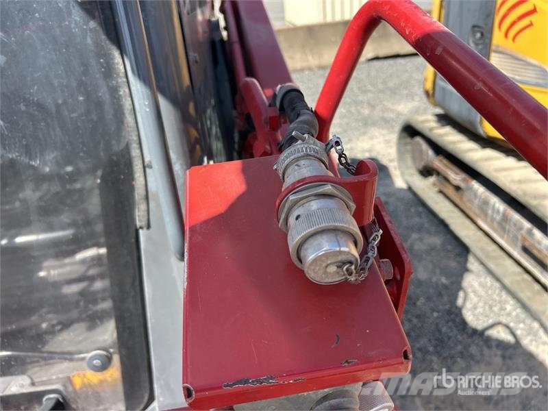 Takeuchi TL12V2 Lietoti riteņu kompaktiekrāvēji