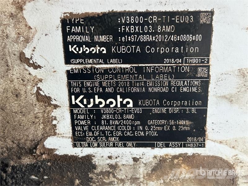 Takeuchi TL12V2 لوادر انزلاقية التوجيه