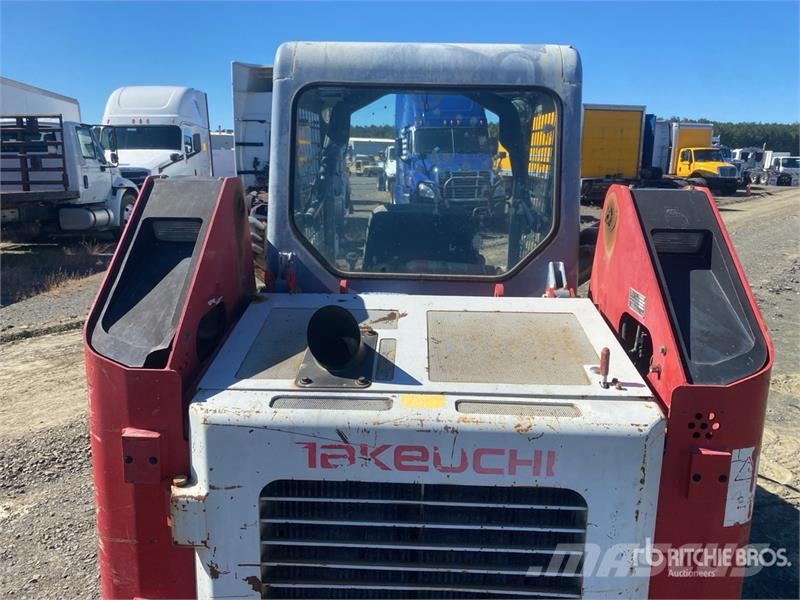 Takeuchi TL230 Skid steer loaders