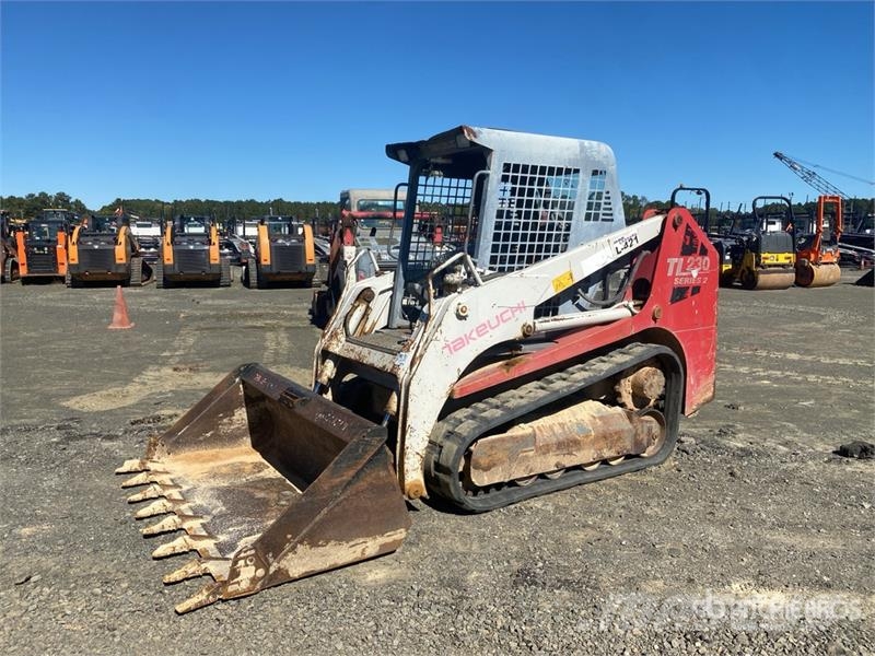 Takeuchi TL230 Skid steer loaders