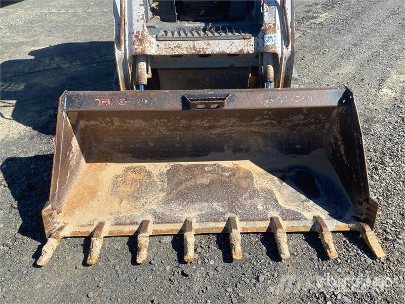 Takeuchi TL230 Skid steer loaders